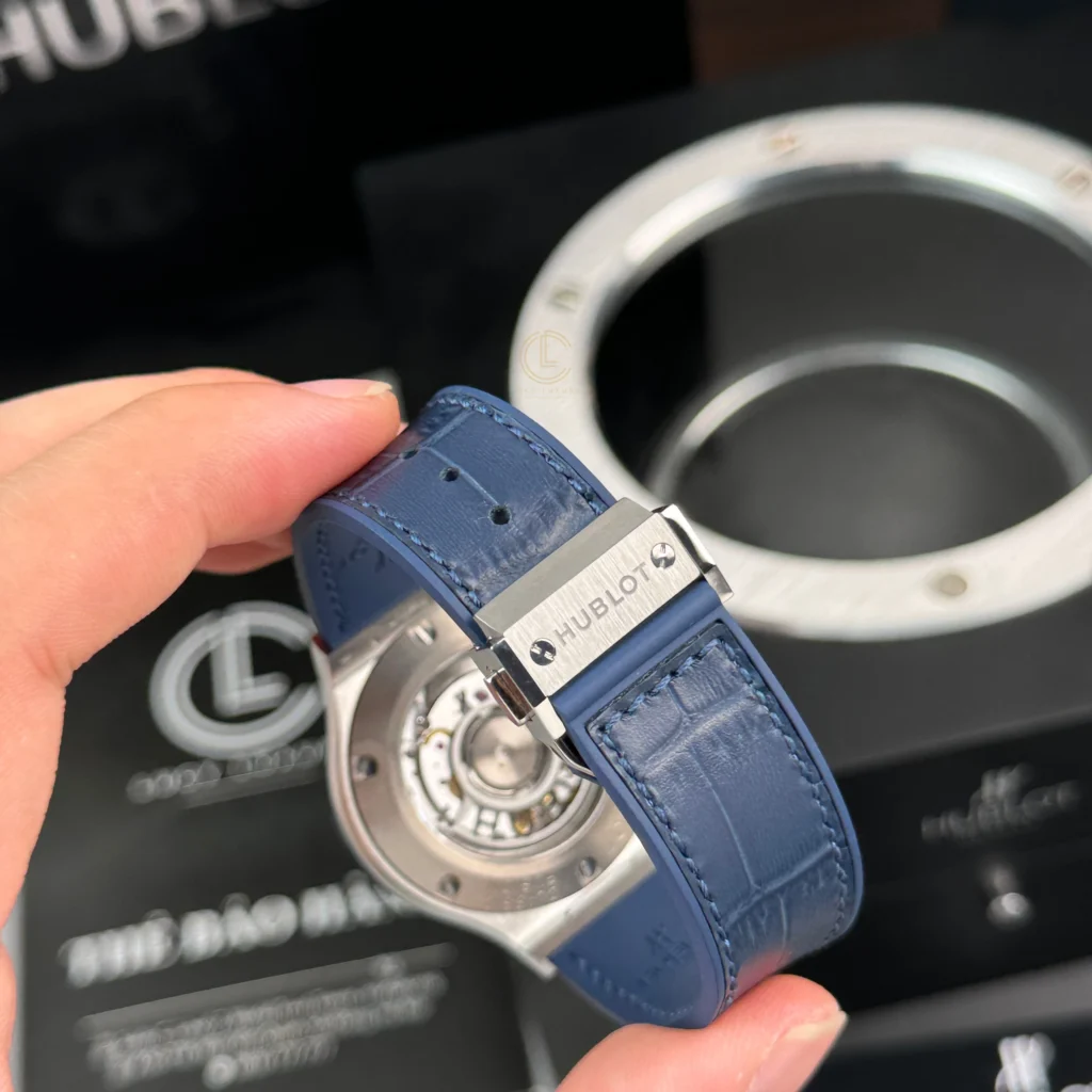 Super Clone Hublot Classic Fusion Titanium 38mm Blue Dial Unisex Size — movement / caseback view