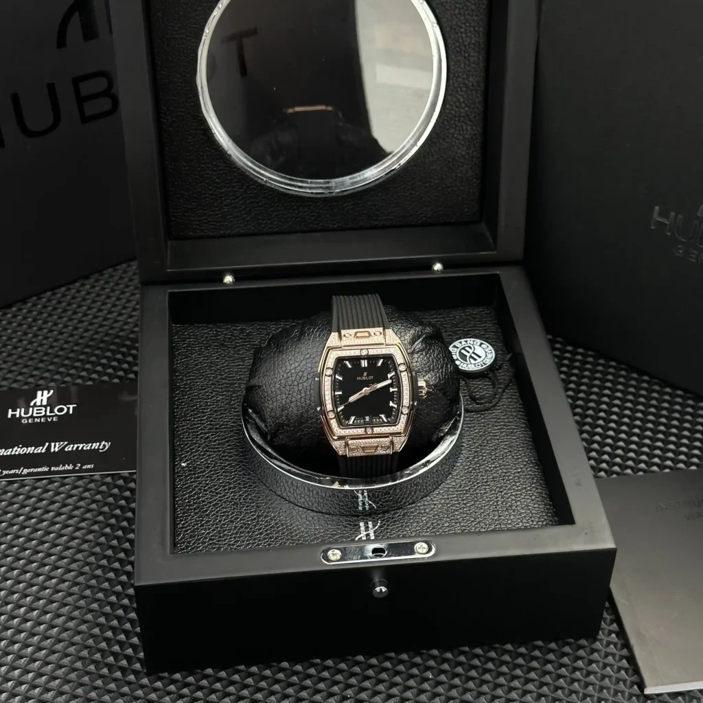 Super Clone Hublot Spirit Of Big Bang King Gold Pave 662.OX.1180.LR.1604 – — dial close-up
