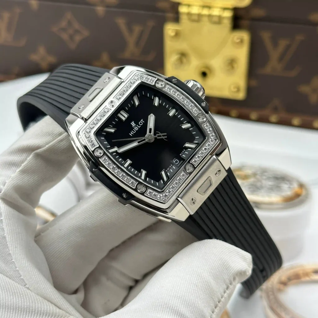 Super Clone Hublot Spirit Of Big Bang Titanium Diamonds 662.NX.1170.RX.1204 — clasp and links