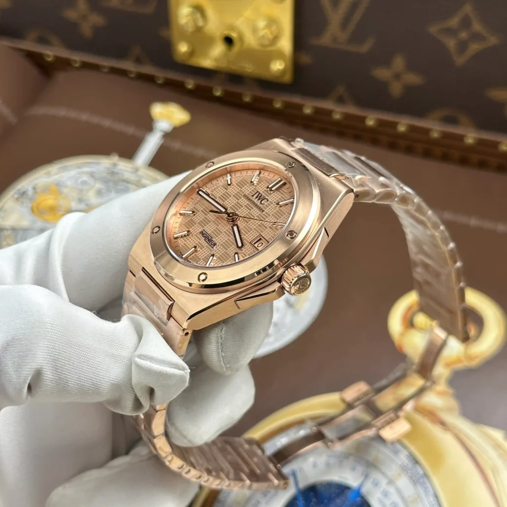 Super Clone IWC 40mm Steel — clasp and links