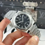 Super Clone IWC 40mm Steel — bracelet detail
