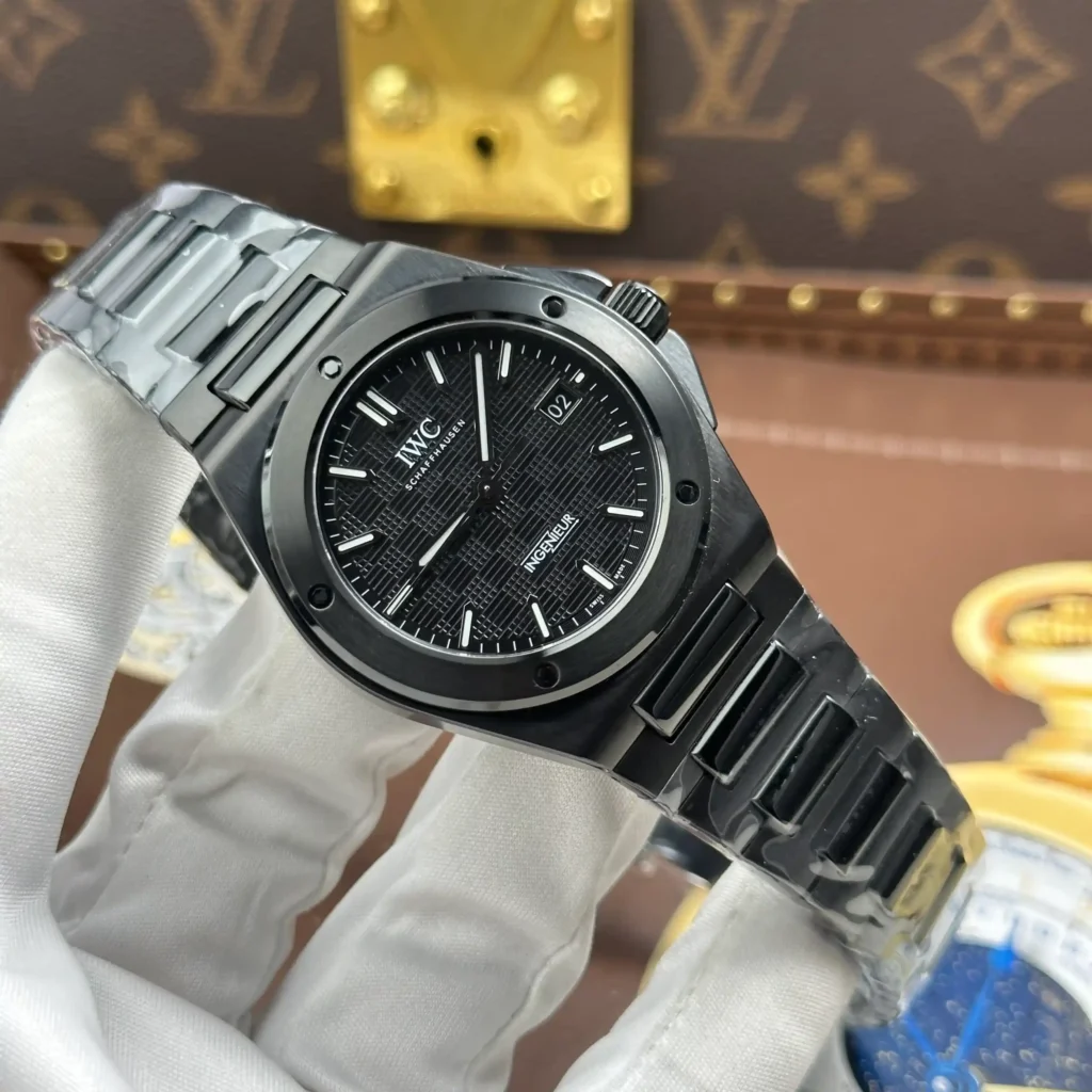 Super Clone IWC 40mm Ceramic — case and bezel