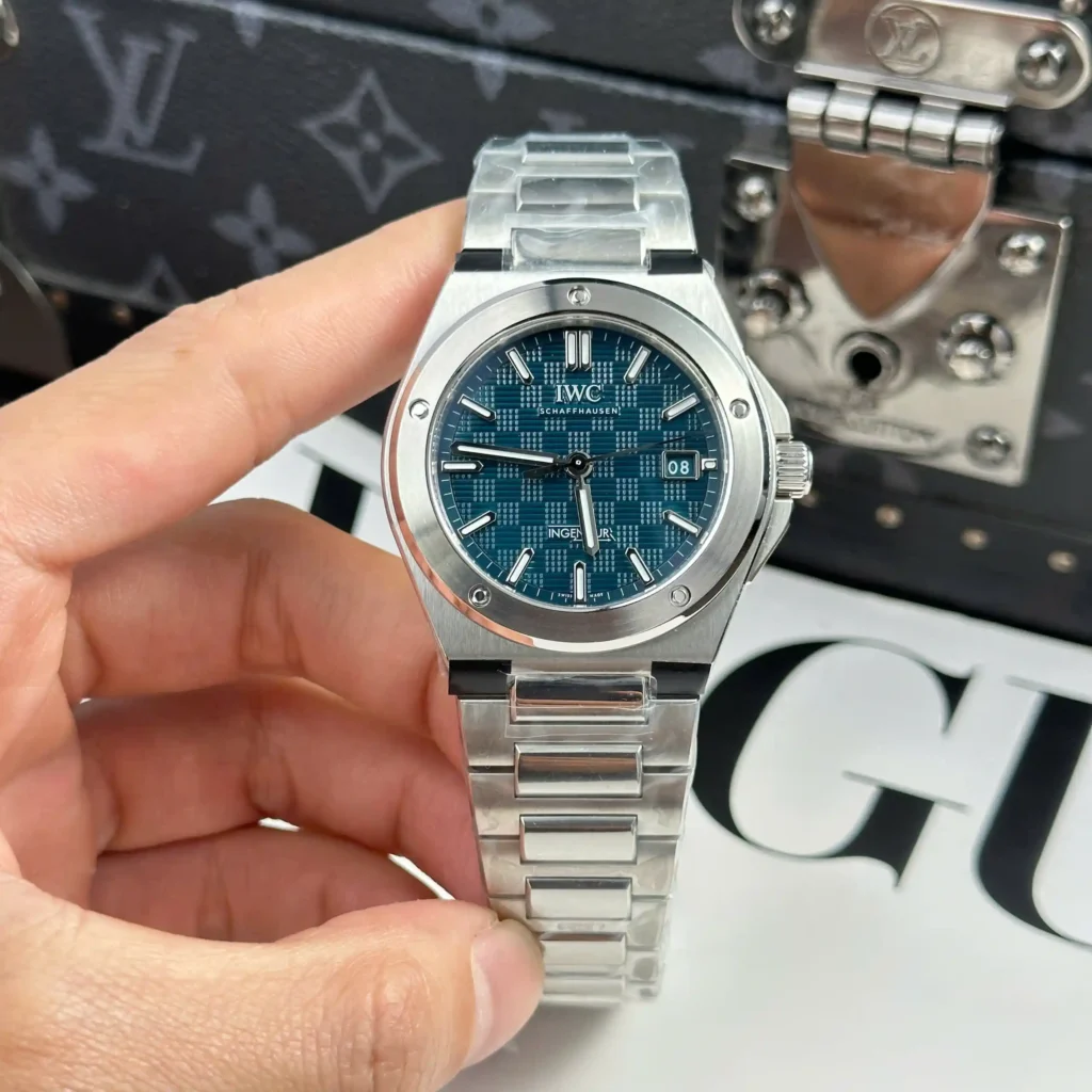 Super Clone IWC 40mm Steel — dial close-up