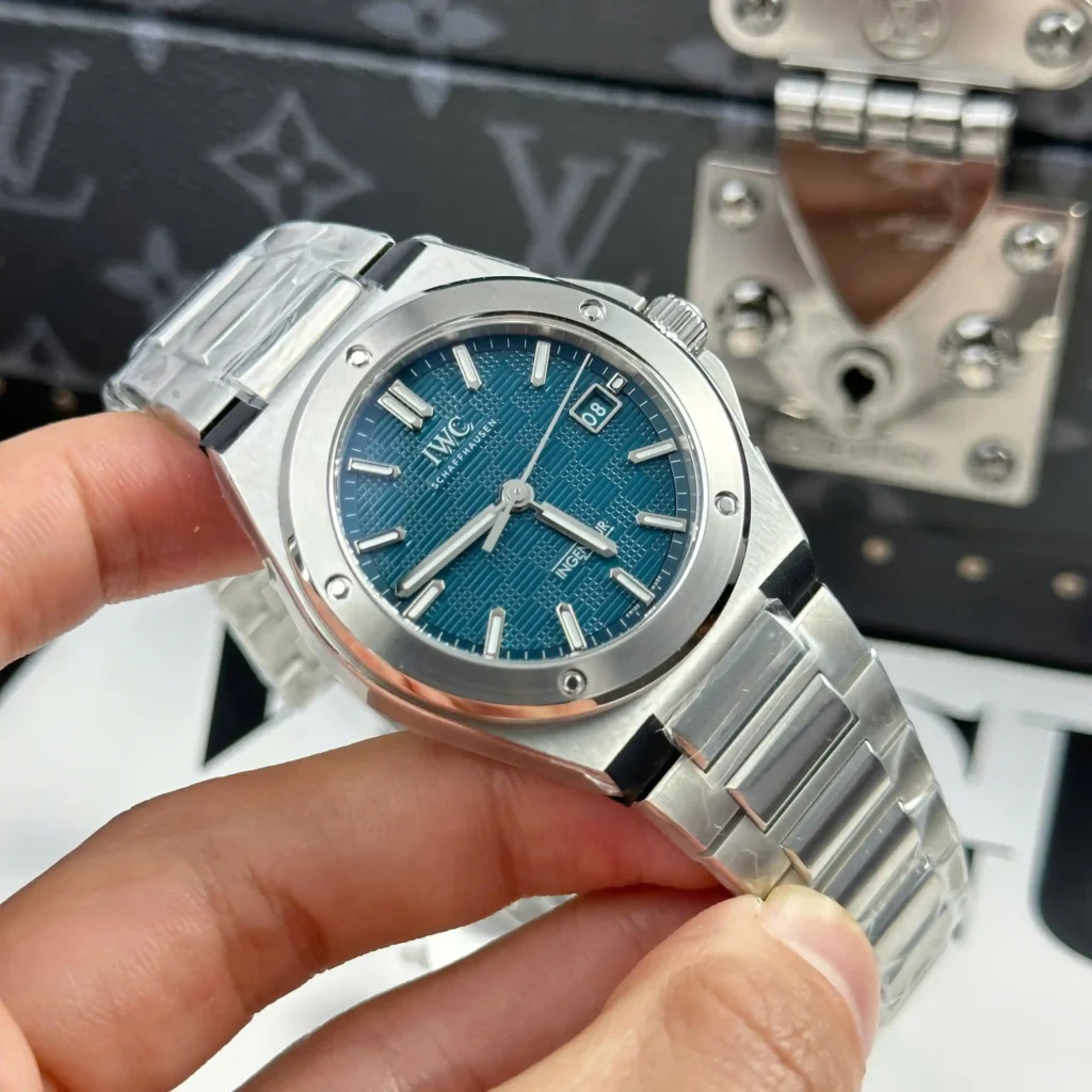 Super Clone IWC 40mm Steel — case and bezel