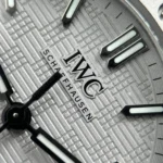 Super Clone IWC 40mm Steel — clasp and links
