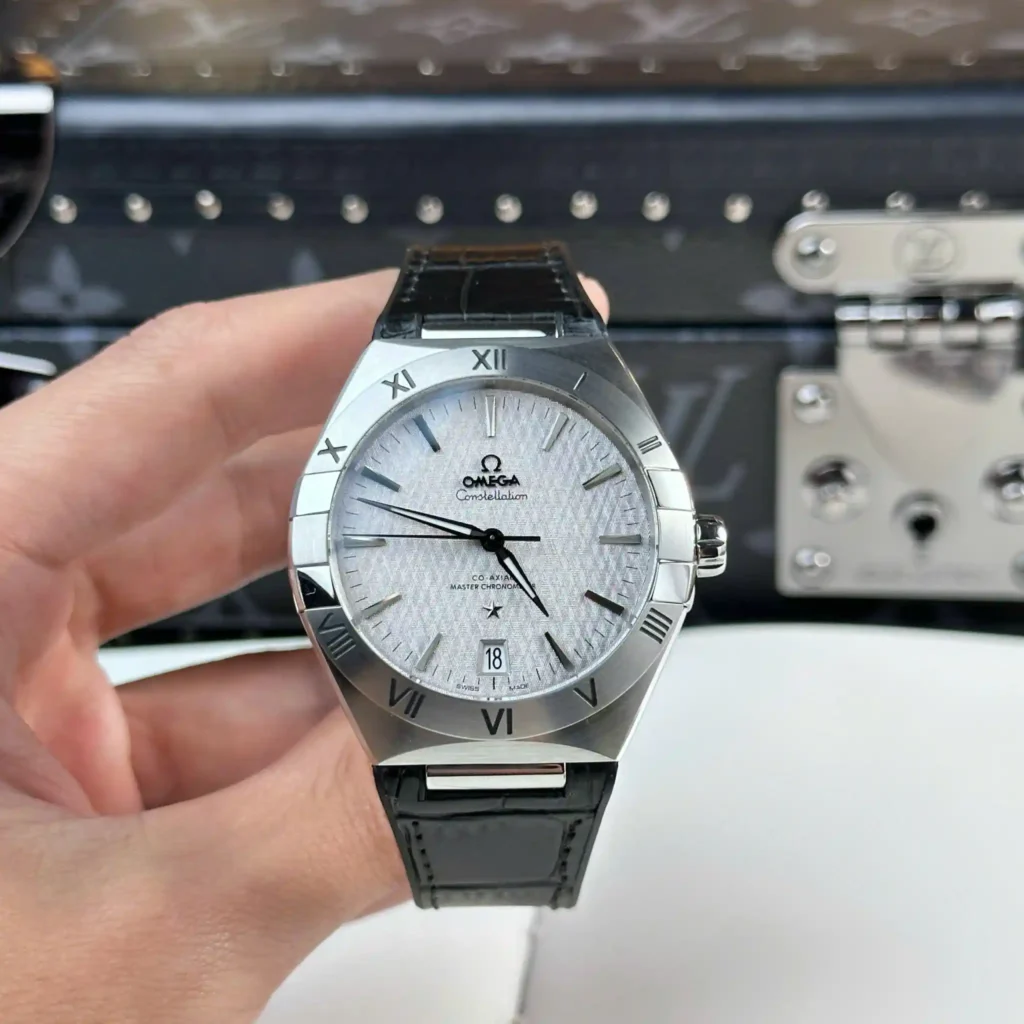 Super Clone Omega 41mm Steel — case and bezel