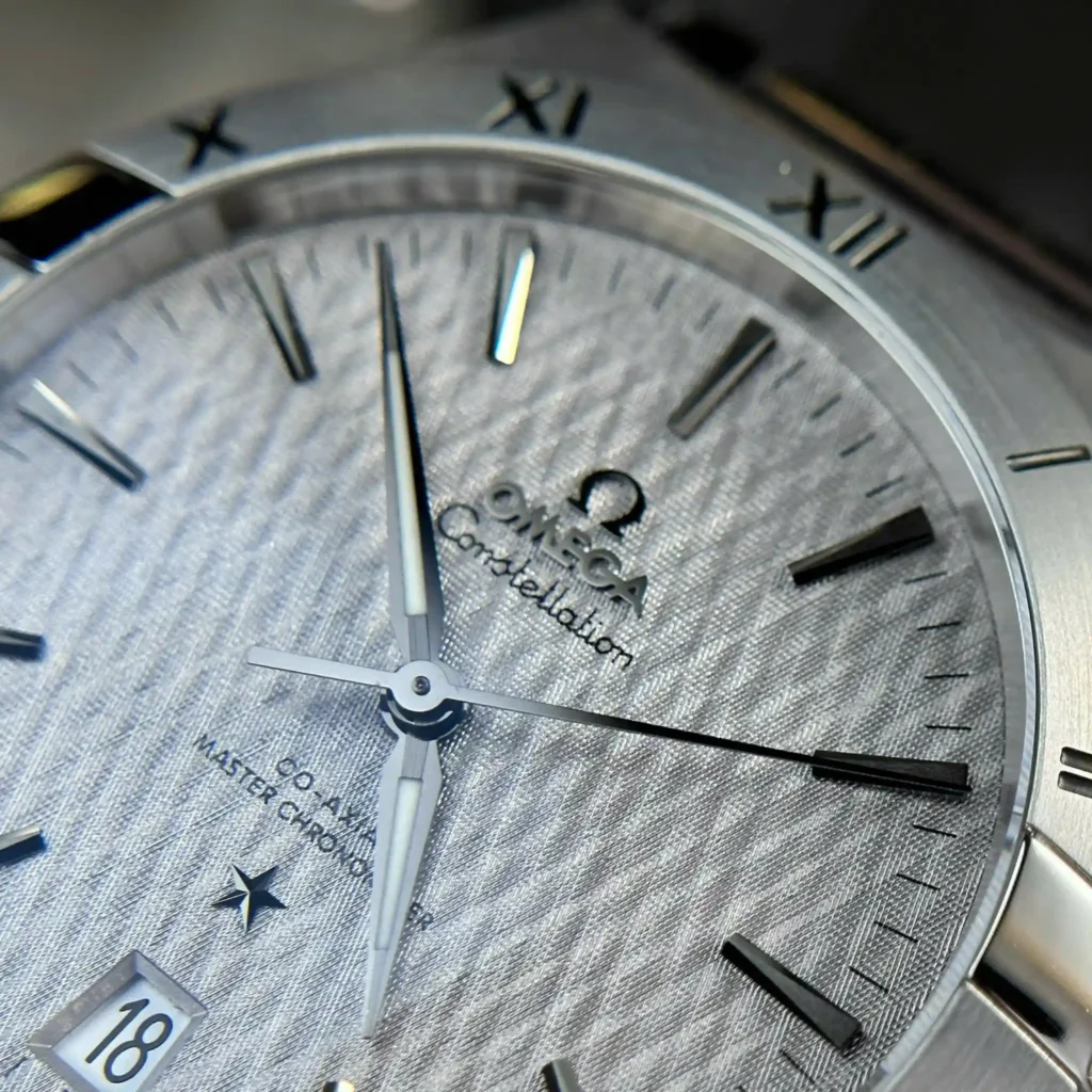 Super Clone Omega 41mm Steel — clasp and links