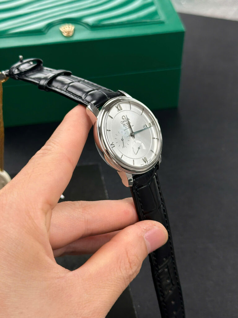 Super Clone Omega Steel — bracelet detail
