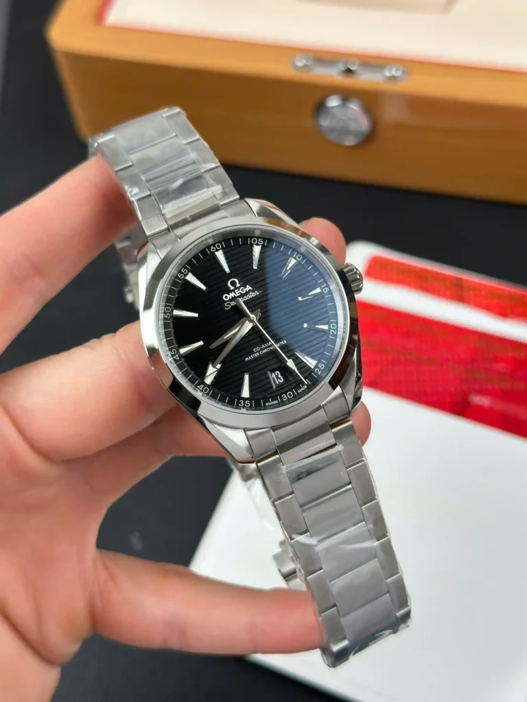 Super Clone Omega 41mm Steel — bracelet detail