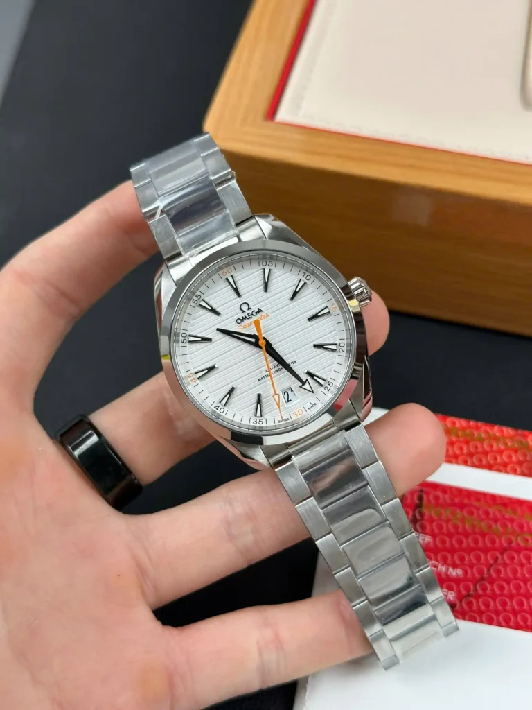 Super Clone Omega 41mm Steel — bracelet detail