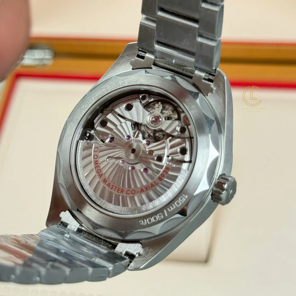 Super Clone Omega Seamaster Aqua Terra Co‑Axial Master Chronometer Gmt Worldtimer 220.10.43.22.03.001 43mm Steel — clasp and links