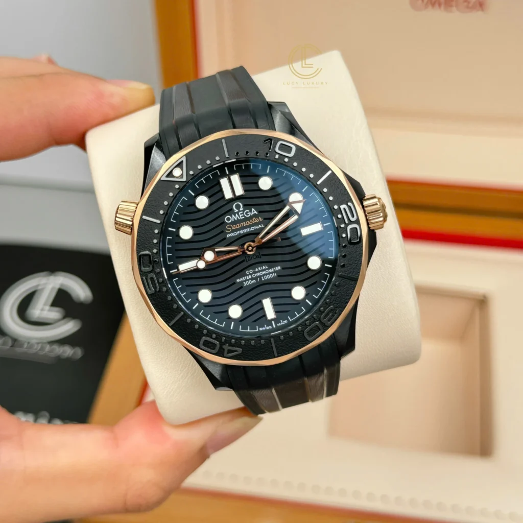 Super Clone Omega Seamaster Diver 210.62.44.20.01.001 42mm Black Dial Ceramic — dial close-up