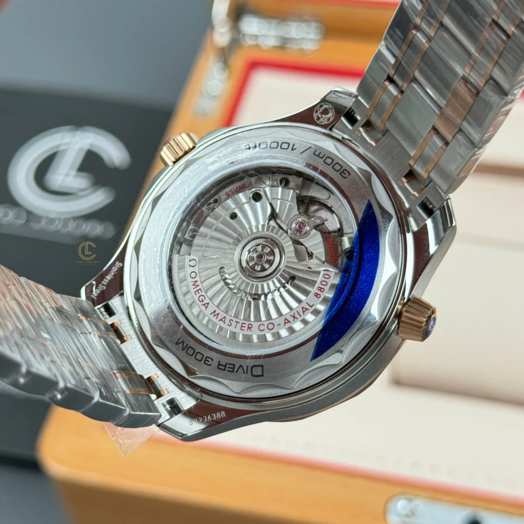 Super Clone Omega Seamaster Diver 300M 210.20.42.20.01.001 42mm Black Dial — view 10