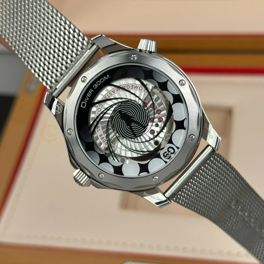 Super Clone Omega Seamaster Diver James Bond 60th Anniversary 210.30.42.20.03.002 42mm Blue Dial Steel — side profile