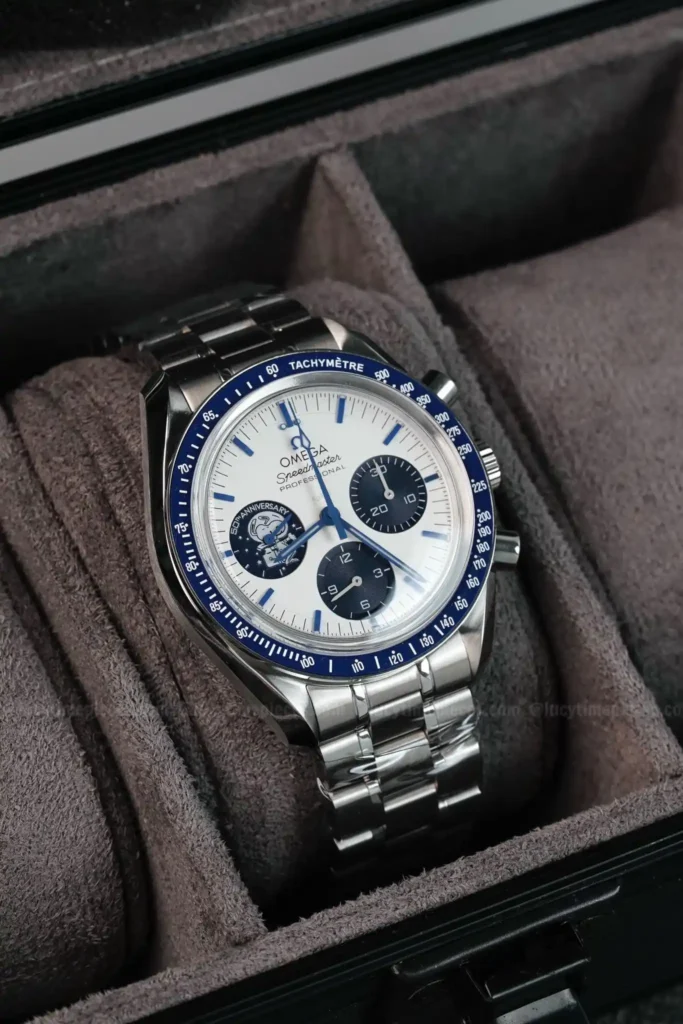 Super Clone Omega Speedmaster 50th Anniversary Co-Axial Chronometer Chronograph 310.32.42.50.02.001 42mm “Silver Snoopy Award” — case and bezel