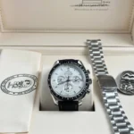 Super Clone Omega Speedmaster Apollo 13 Silver Snoopy 311.32.42.30.04.003 42mm — on leather display