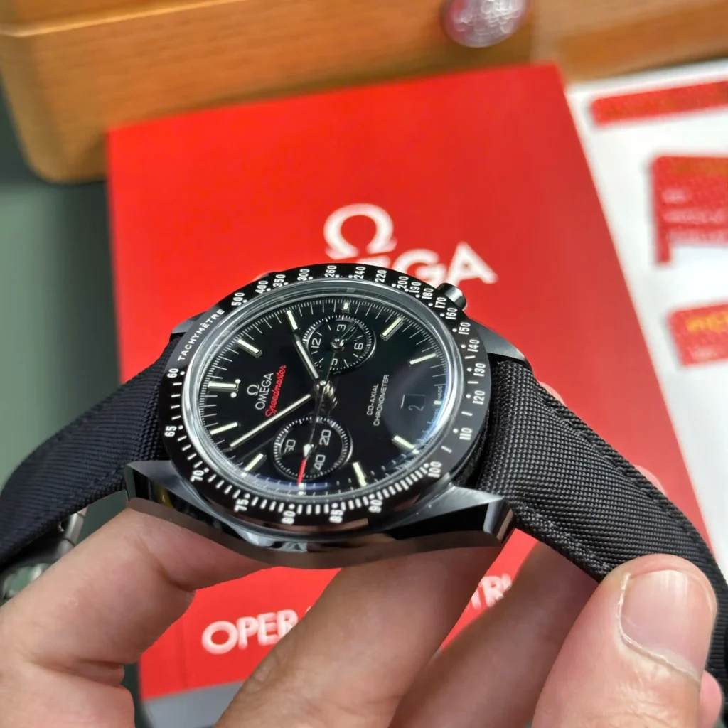 Super Clone Omega Speedmaster Dark Side of The Moon 311.92.44.51.01.003 44mm Black Ceramic – — clasp and links