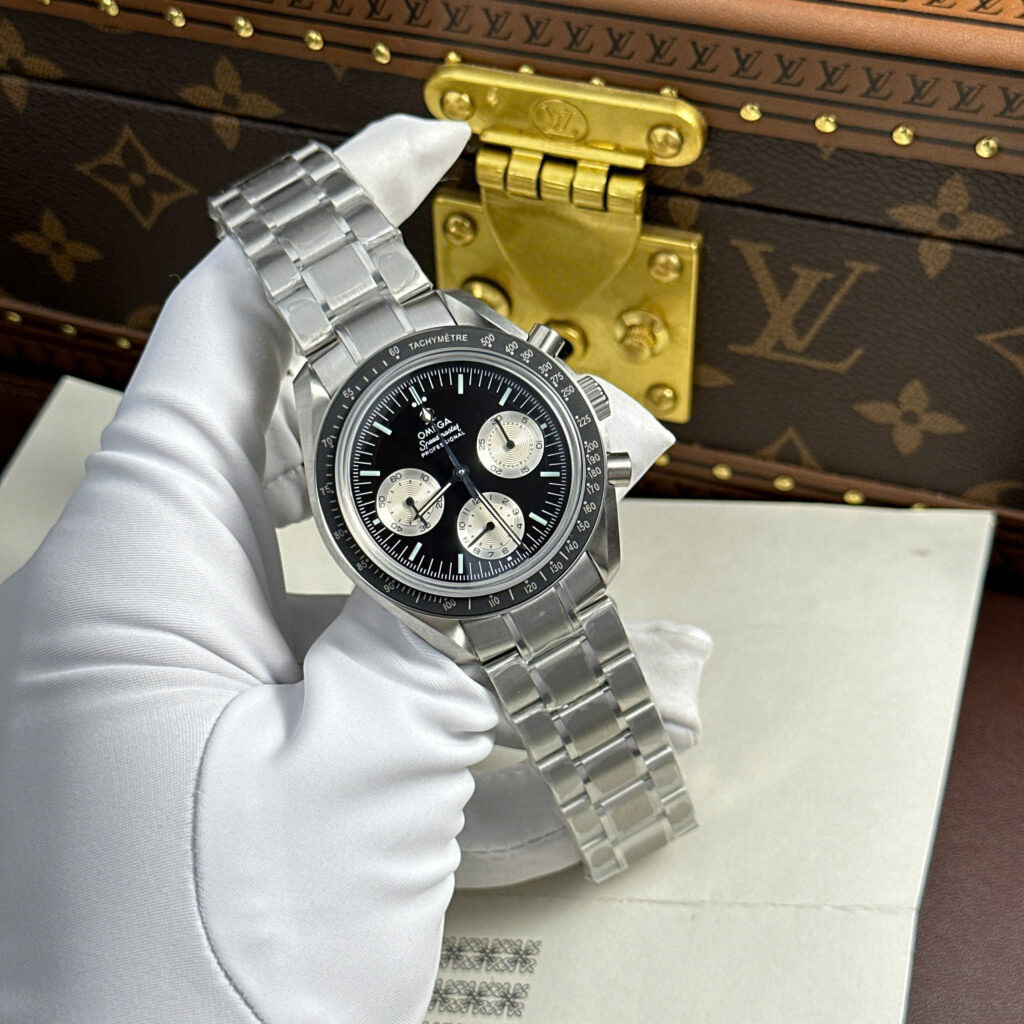 Super Clone Omega Steel — dial close-up