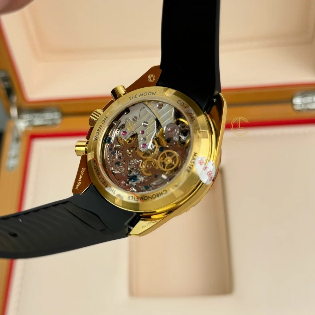 Super Clone Omega Speedmaster Moonwatch Professional 310.63.42.50.01.001 42mm Yellow Gold — clasp and links