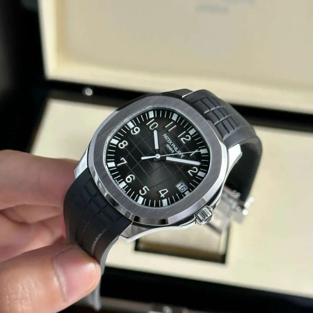 Super Clone Patek Philippe Aquanaut 5167A-001 Grey Dial V3 Update — side profile