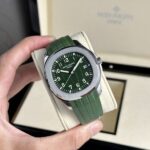 Super Clone Patek Philippe Aquanaut 40mm Rubber Strap Steel — case and bezel