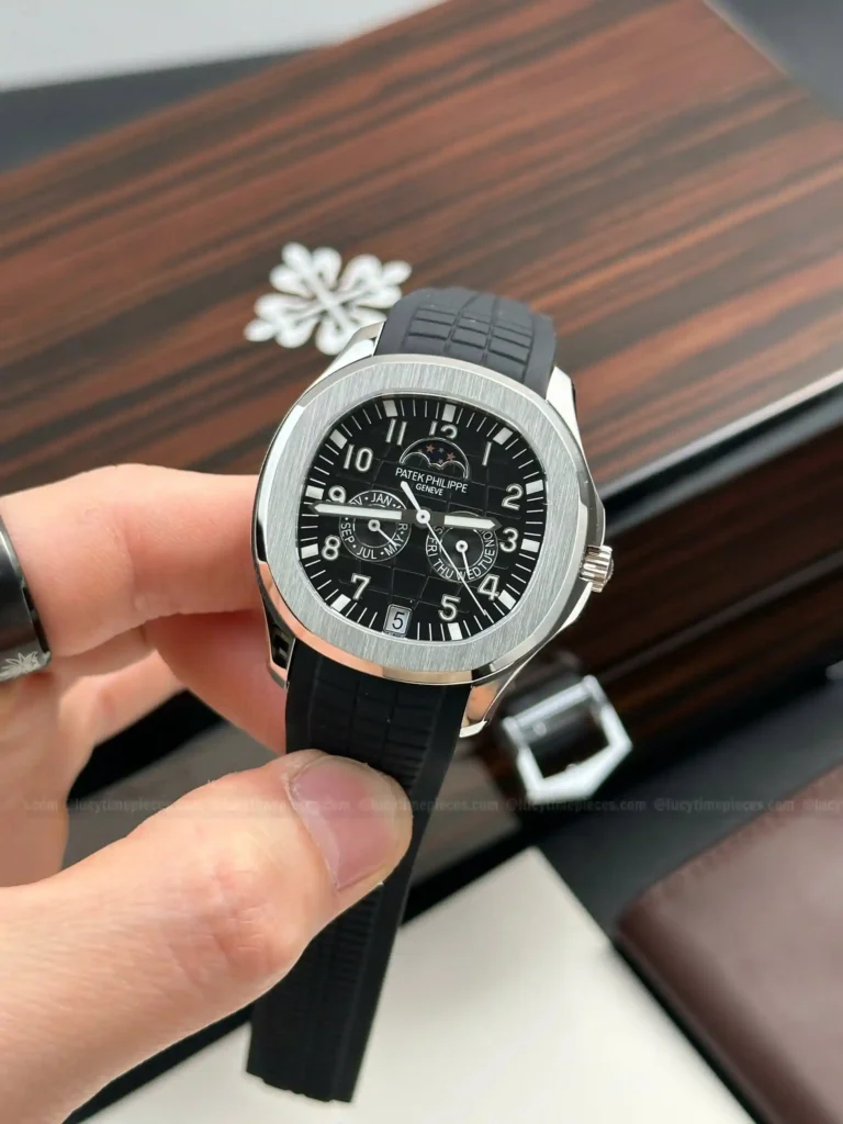 Super Clone Patek Philippe Aquanaut 5261A Moonphase Black 40mm — side profile
