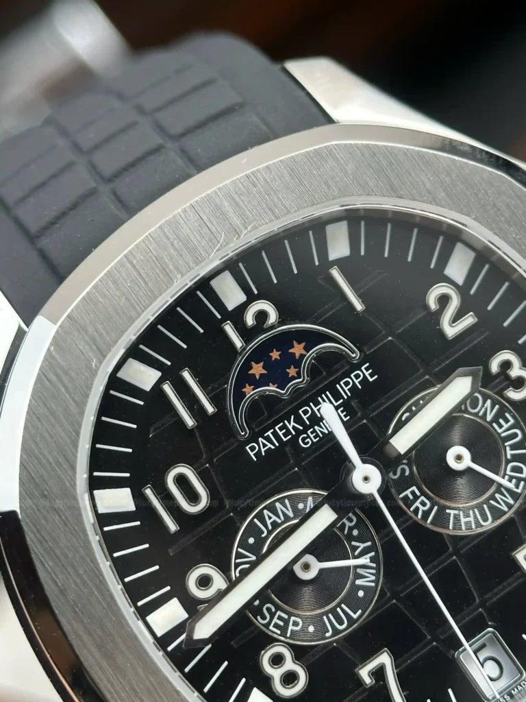 Super Clone Patek Philippe Aquanaut 5261A Moonphase Black 40mm — clasp and links