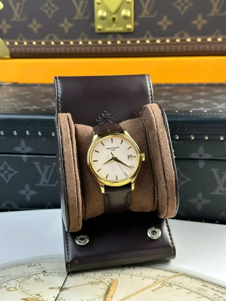 Super Clone Patek Philippe Calatrava 5227J-001 Yellow Gold Date Sweep Seconds 39mm – — dial close-up