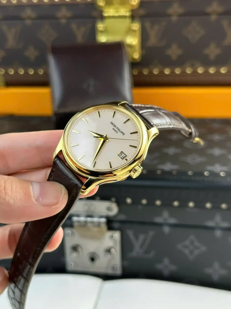 Super Clone Patek Philippe Calatrava 5227J-001 Yellow Gold Date Sweep Seconds 39mm – — side profile