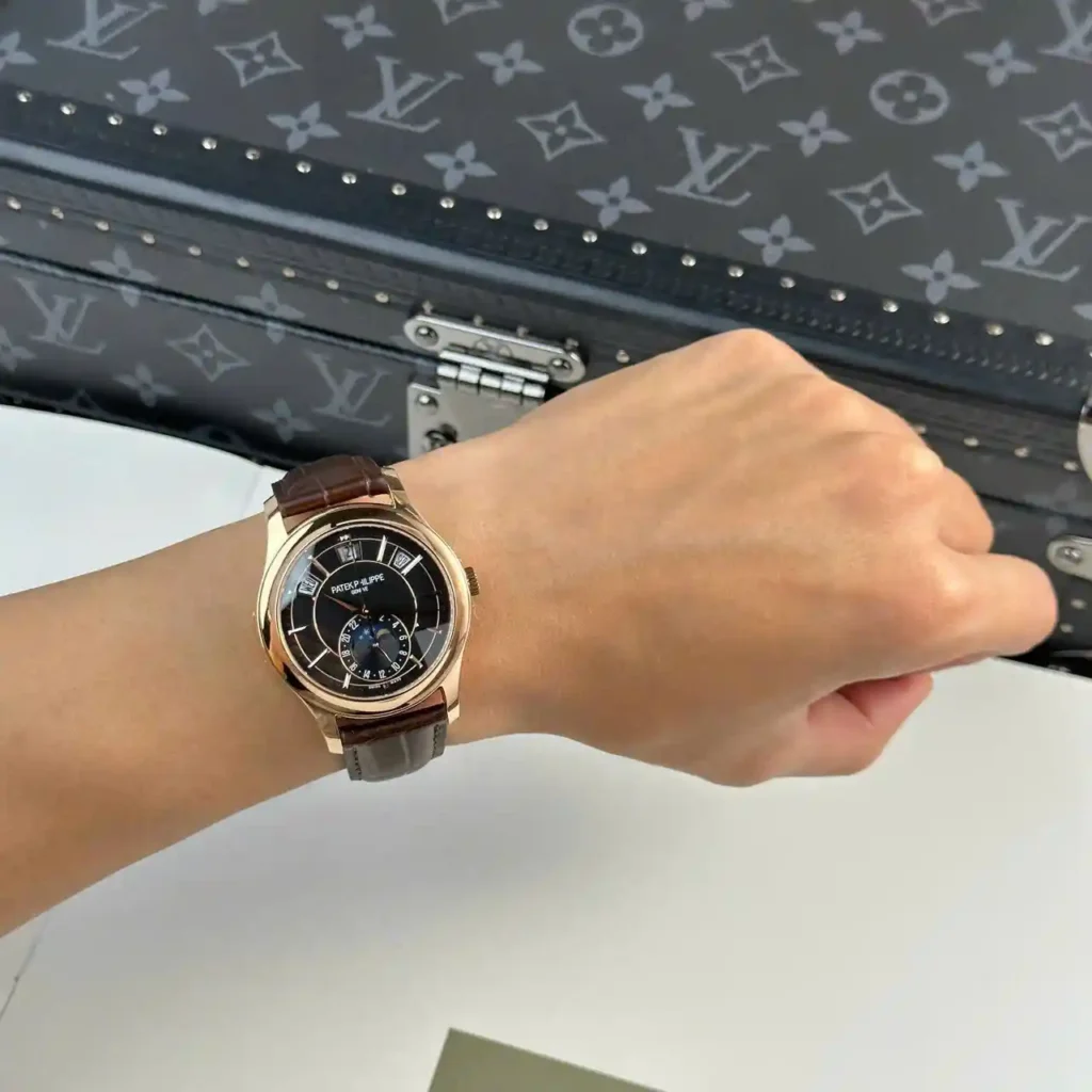 Super Clone Patek Philippe Steel — side profile