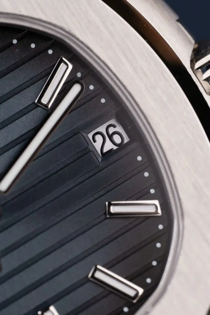 Super Clone Patek Philippe Nautilus 5711/1A-010 40mm Blue Dial V3 Update — clasp and links