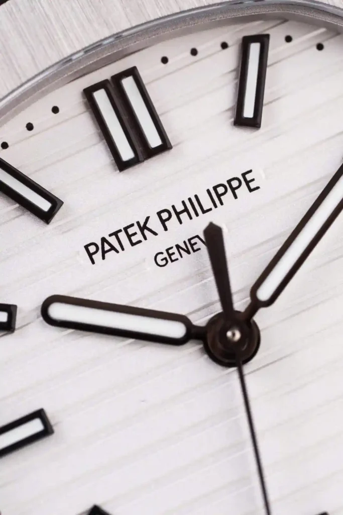 Super Clone Patek Philippe Nautilus 5711/1A-011 40mm White Dial V3 Update — bracelet detail