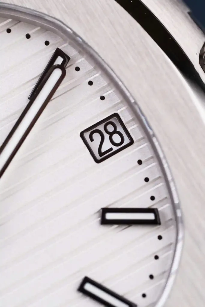 Super Clone Patek Philippe Nautilus 5711/1A-011 40mm White Dial V3 Update — side profile