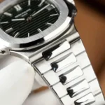 Super Clone Patek Philippe Nautilus 5711/1A-014 40mm Green Dial V3 Update — side profile