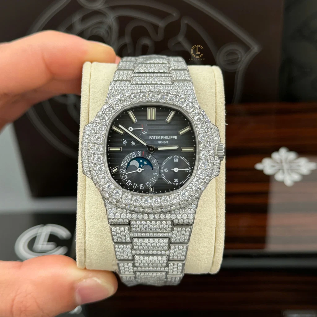 Super Clone Patek Philippe Nautilus 5712/1A 40mm Blue Dial Full Moissanite Hongkong – Customize Diamod — side profile