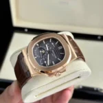 Super Clone Patek Philippe Nautilus 5712/1R – 001 Grey Dial V3 — bracelet detail