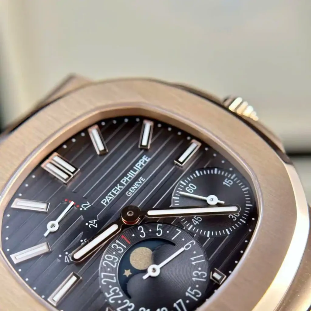 Super Clone Patek Philippe Nautilus 5712/1R – 001 Grey Dial V3 — clasp and links