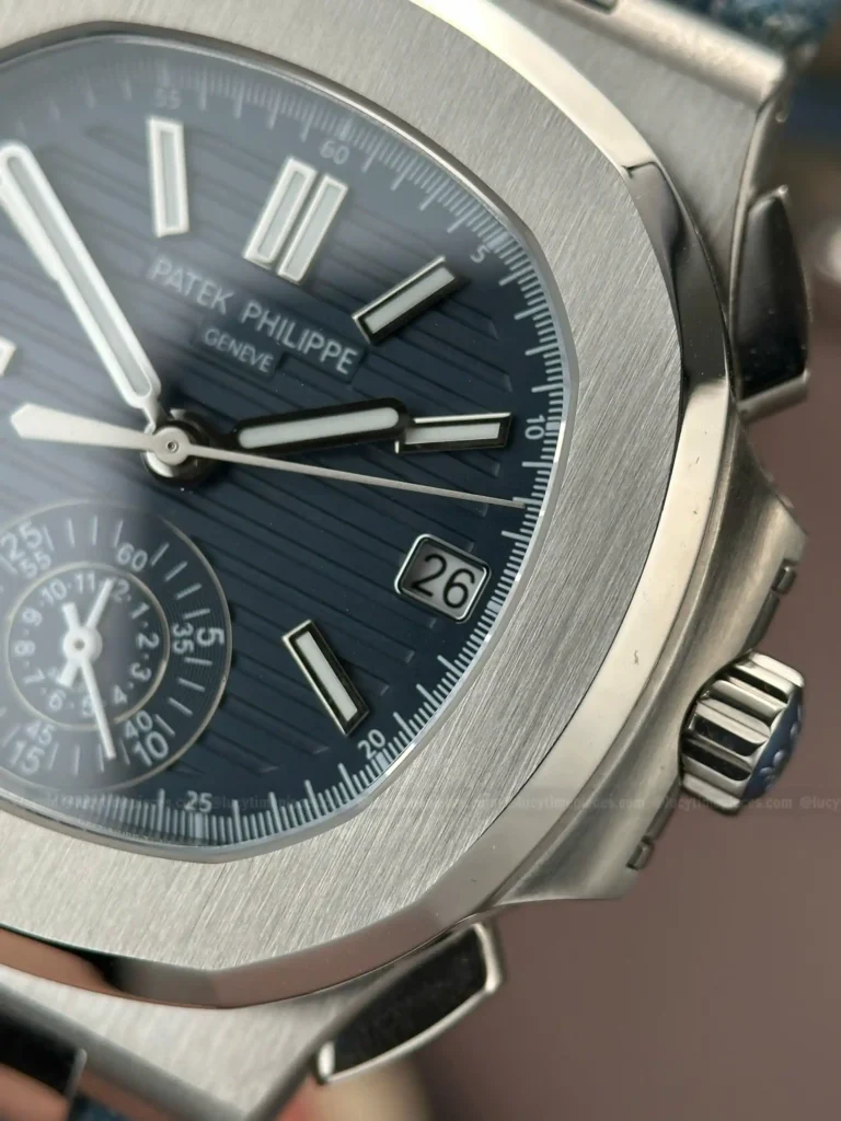 Super Clone Patek Philippe Nautilus 40mm Steel Bracelet Steel — bracelet detail