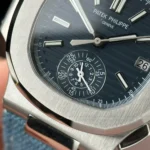 Super Clone Patek Philippe Nautilus 40mm Steel Bracelet Steel — side profile