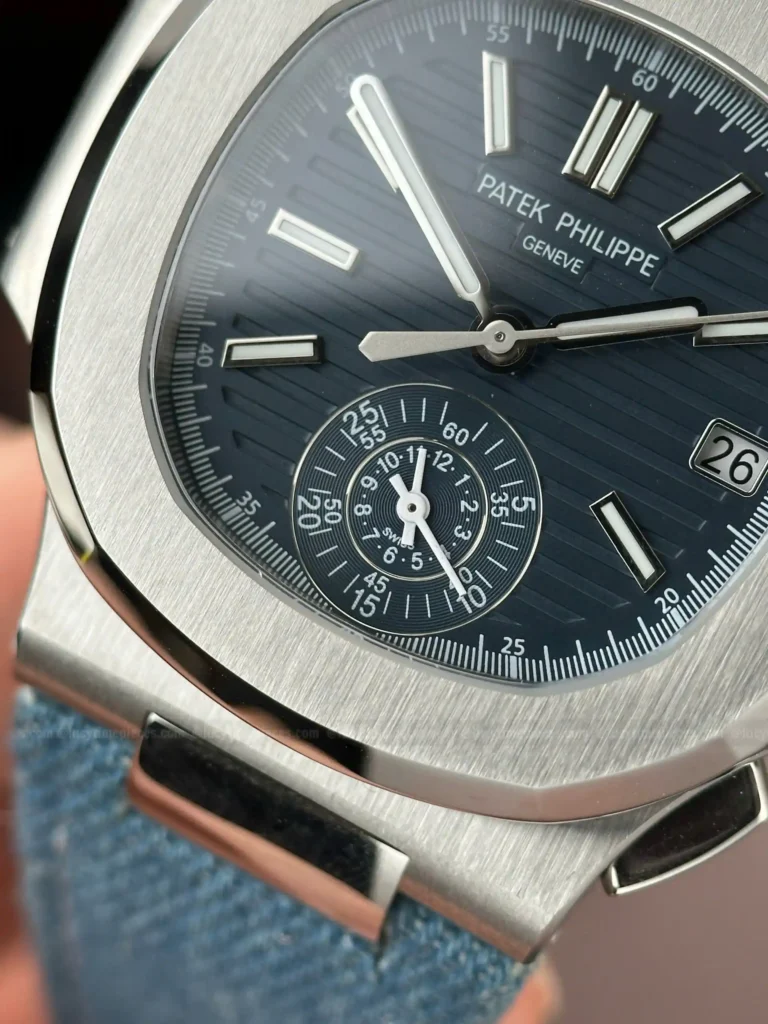 Super Clone Patek Philippe Nautilus 40mm Steel Bracelet Steel — side profile
