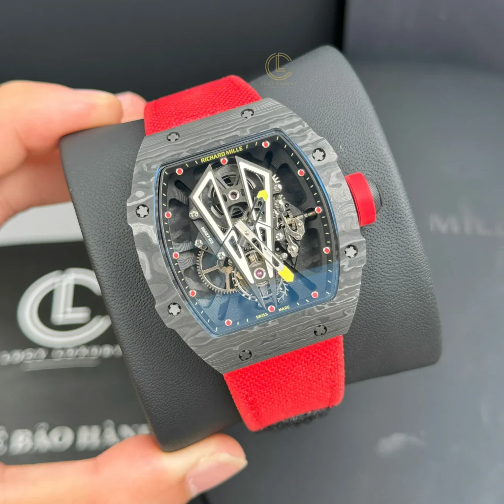 Super Clone Richard Mille RM 27-03 Richard Mille 42mm Carbon Đen 43gram — dial close-up