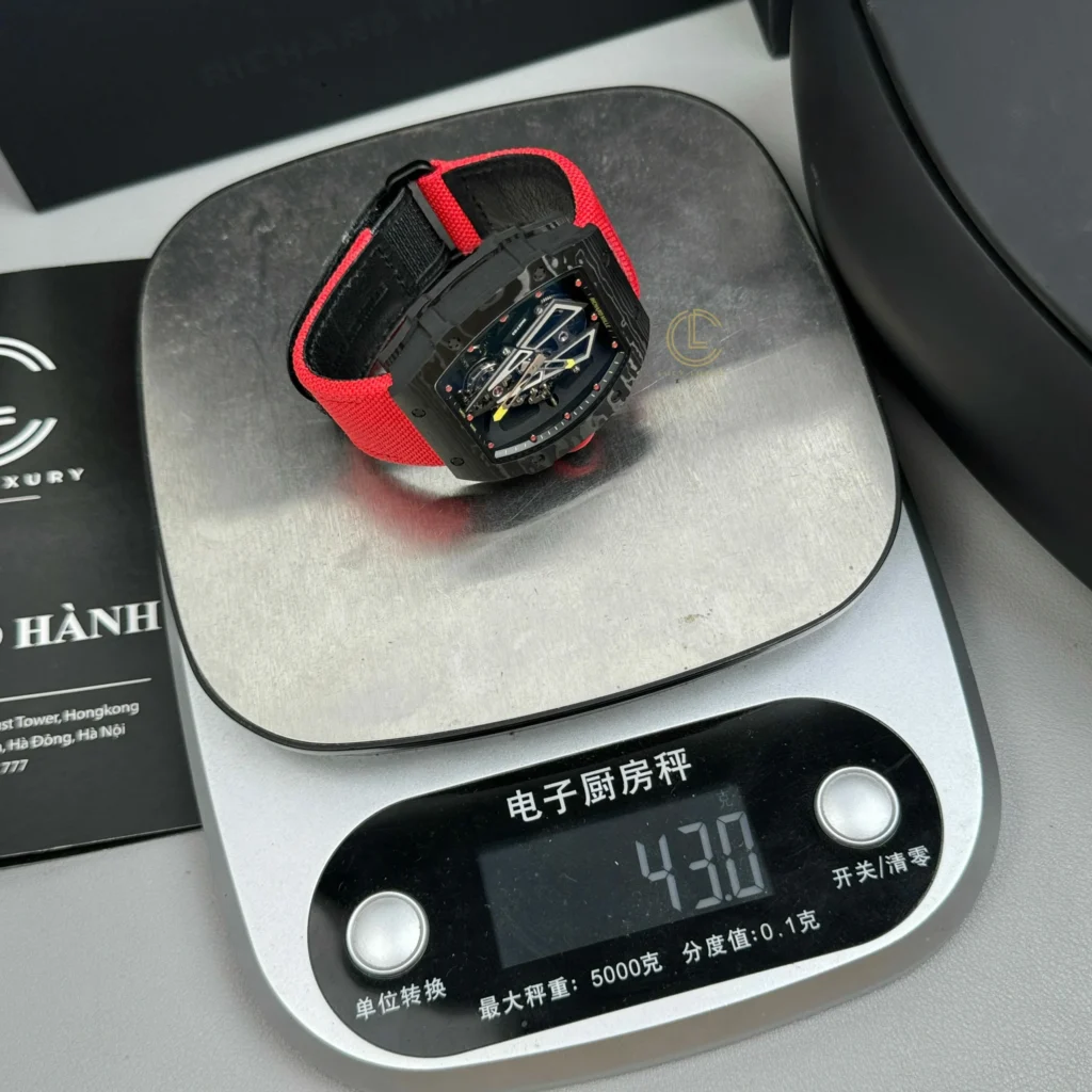 Super Clone Richard Mille RM 27-03 Richard Mille 42mm Carbon Đen 43gram — movement / caseback view