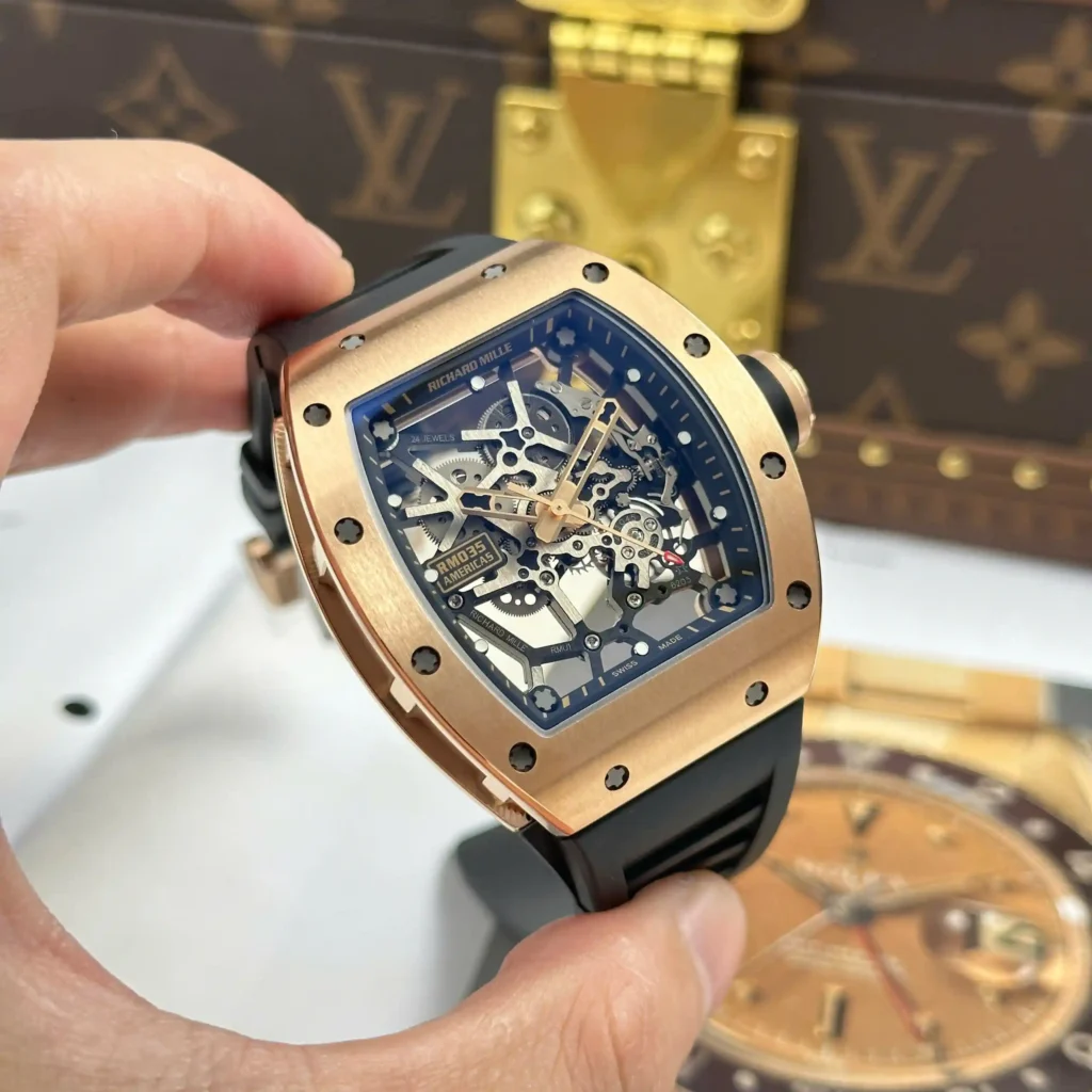 Super Clone Richard Mille RM 35 Richard Mille Americas Rose Gold Toro Limited Edition — bracelet detail