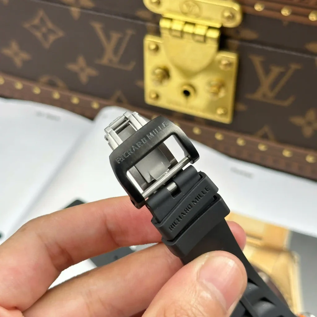 Super Clone Richard Mille RM 65-01 Richard Mille McLaren W1 Split-Seconds Chronograph McLaren W1 — movement / caseback view