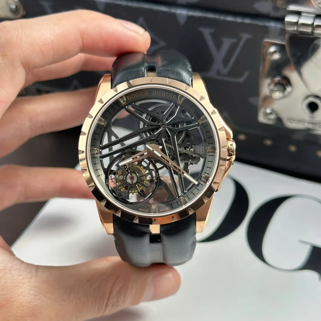 Super Clone Roger Dubuis Excalibur Eon Gold RDDBEX0836 42mm — dial close-up