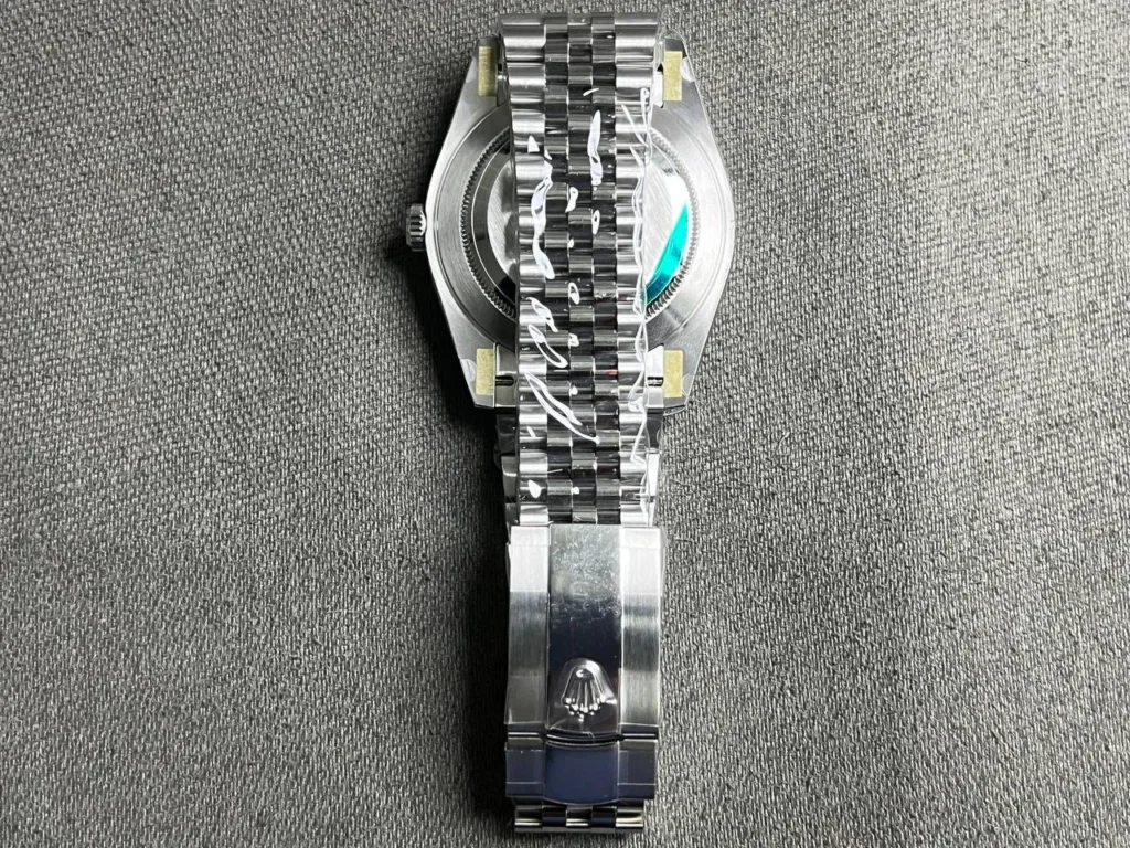 Super Clone Rolex Datejust 41 Green Ombré Dial (2026) Jubilee — case and bezel