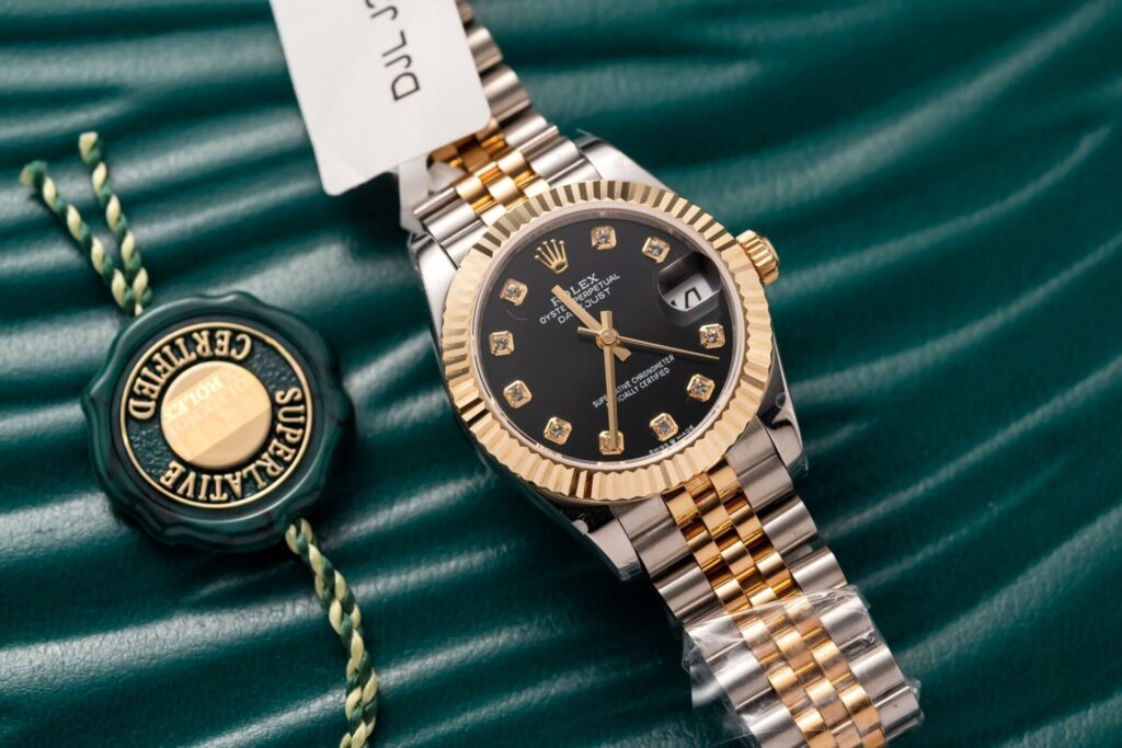 Super Clone Rolex Datejust Black Diamond Dial 126231-0019 36 mm — case and bezel