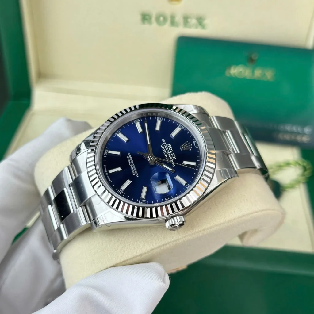 Super Clone Rolex Datejust Blue Dial 126334-0001 41 mm — case and bezel