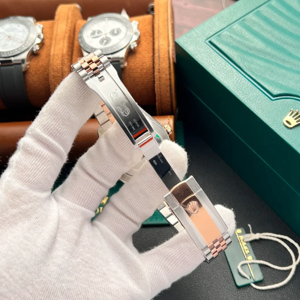 Super Clone Rolex Datejust Chocolate Dial 126331 Jubilee 41 mm — clasp and links