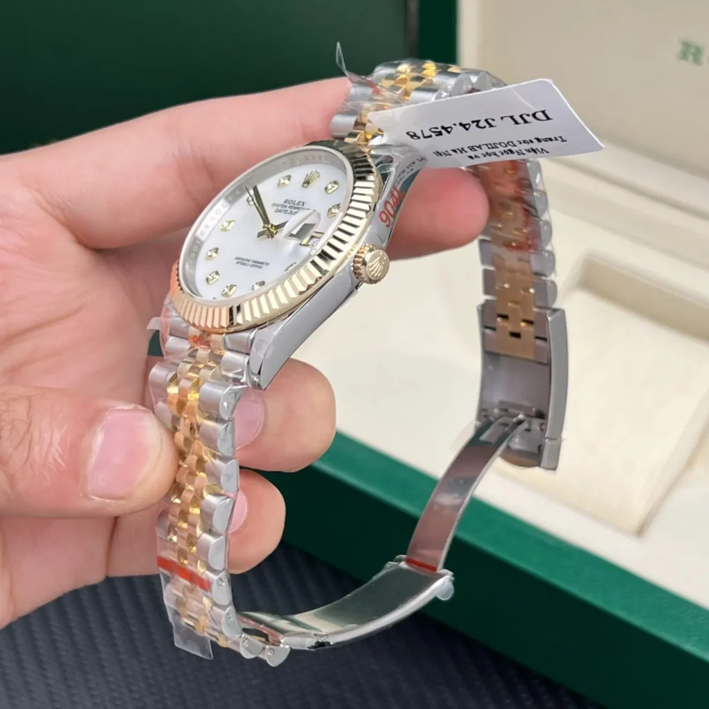 Super Clone Rolex Datejust Mother of Pearl Diamond Dial 126283RBR-0009 36 mm — side profile